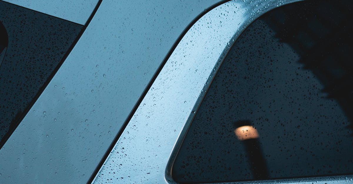 Signs Your Side Window Repair Might Be Insufficient