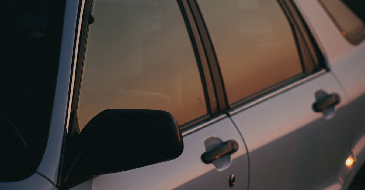 The Connection Between Customer Service and Customer Satisfaction in Auto Glass