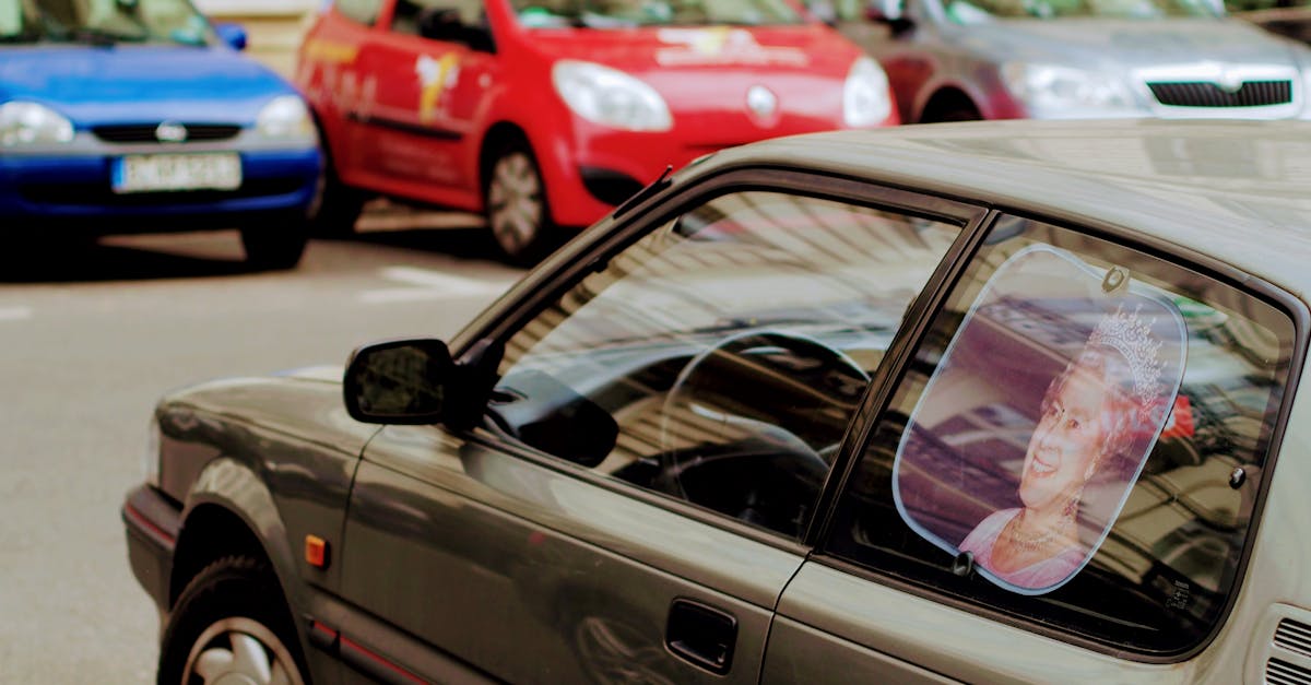 What to Know About Excess Fees When Claiming for Auto Glass